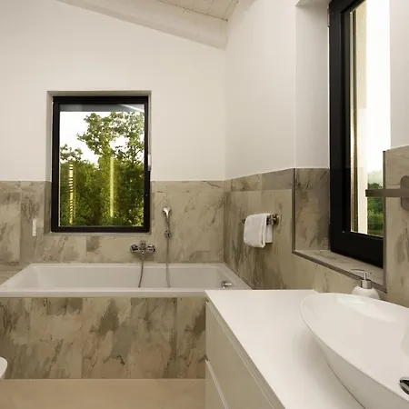 Sea View Cala Royal *